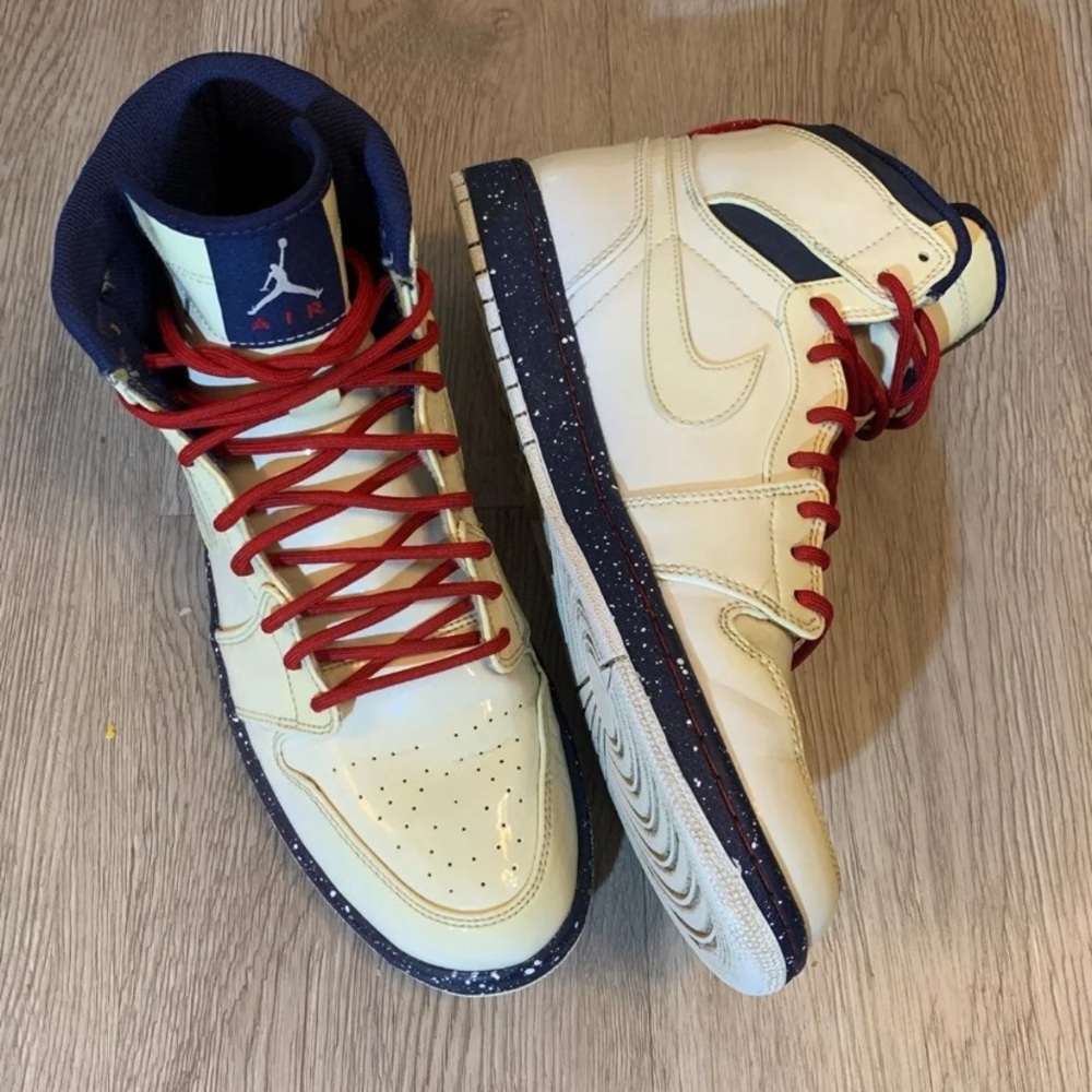 NIKE Air Jordan 1 High Top Sneakers